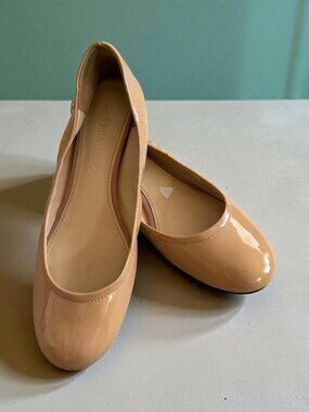 VERA WANG Nude Beige Patent Leather Ballerina Ballet Flats Size 8.5